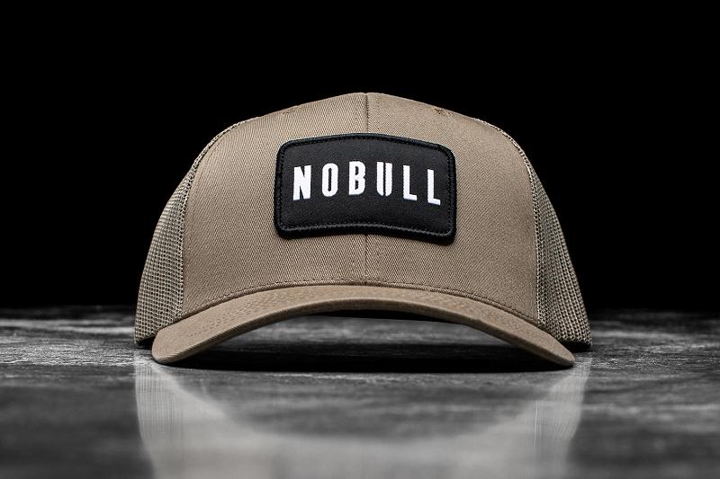 Khaki Nobull Curved-Brim Trucker Men's Hats | CA Q1635M